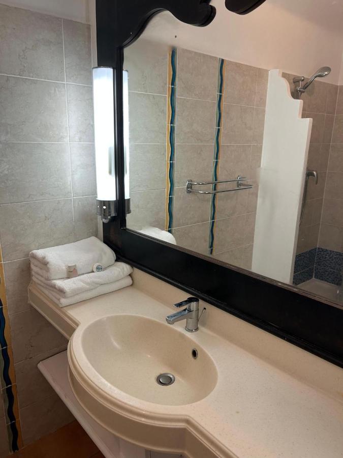 Studio Avec Vue Mer Exceptionnelle, Plage Et Piscine, Village Vacances Sainte-Anne Zewnętrze zdjęcie